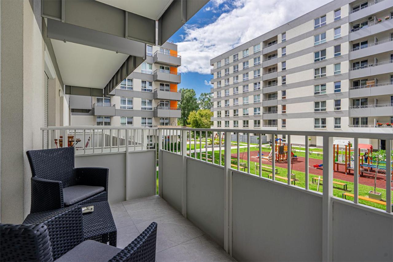 Lotnisko Chopina Modern Apartment Varsóvia Exterior foto